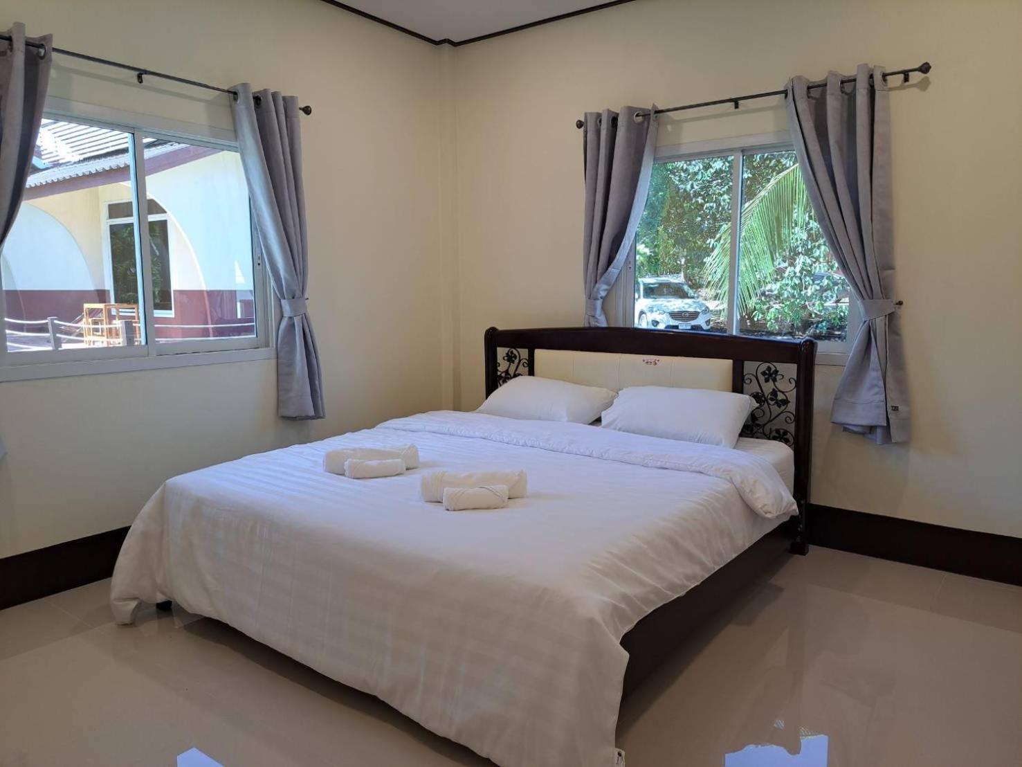 Lomtalay Resort Trat Laem Ngop Екстериор снимка