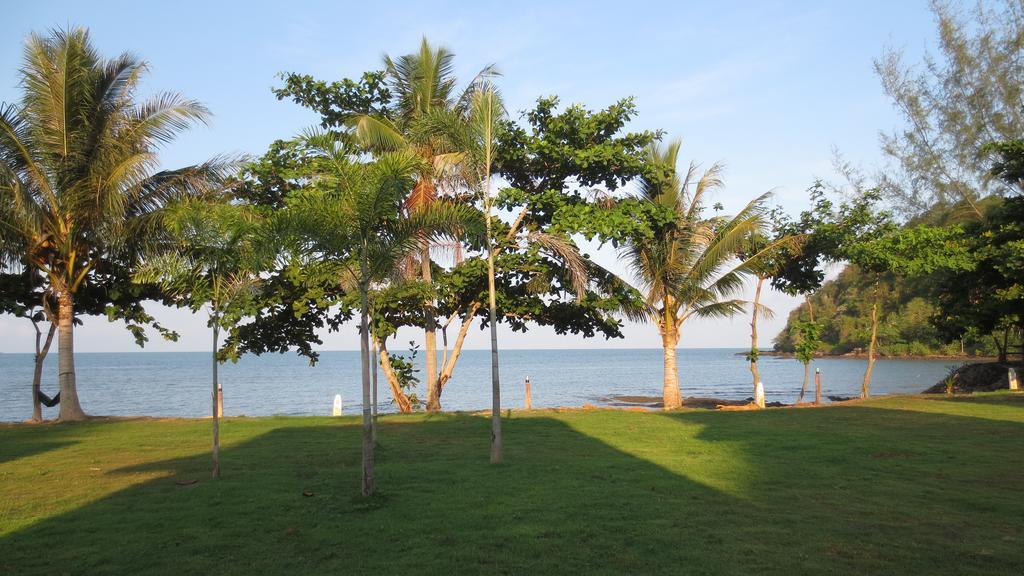 Lomtalay Resort Trat Laem Ngop Екстериор снимка