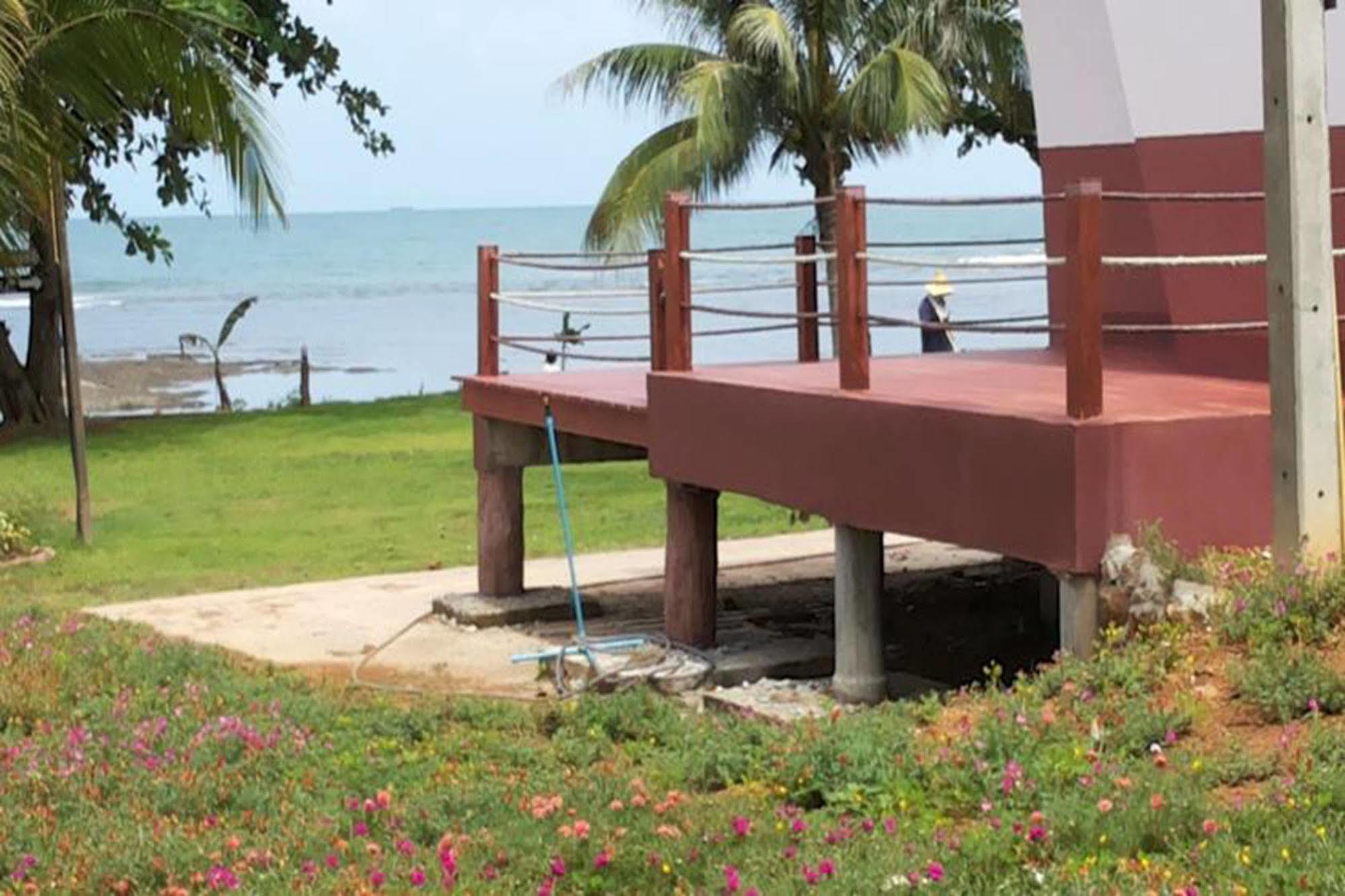 Lomtalay Resort Trat Laem Ngop Екстериор снимка