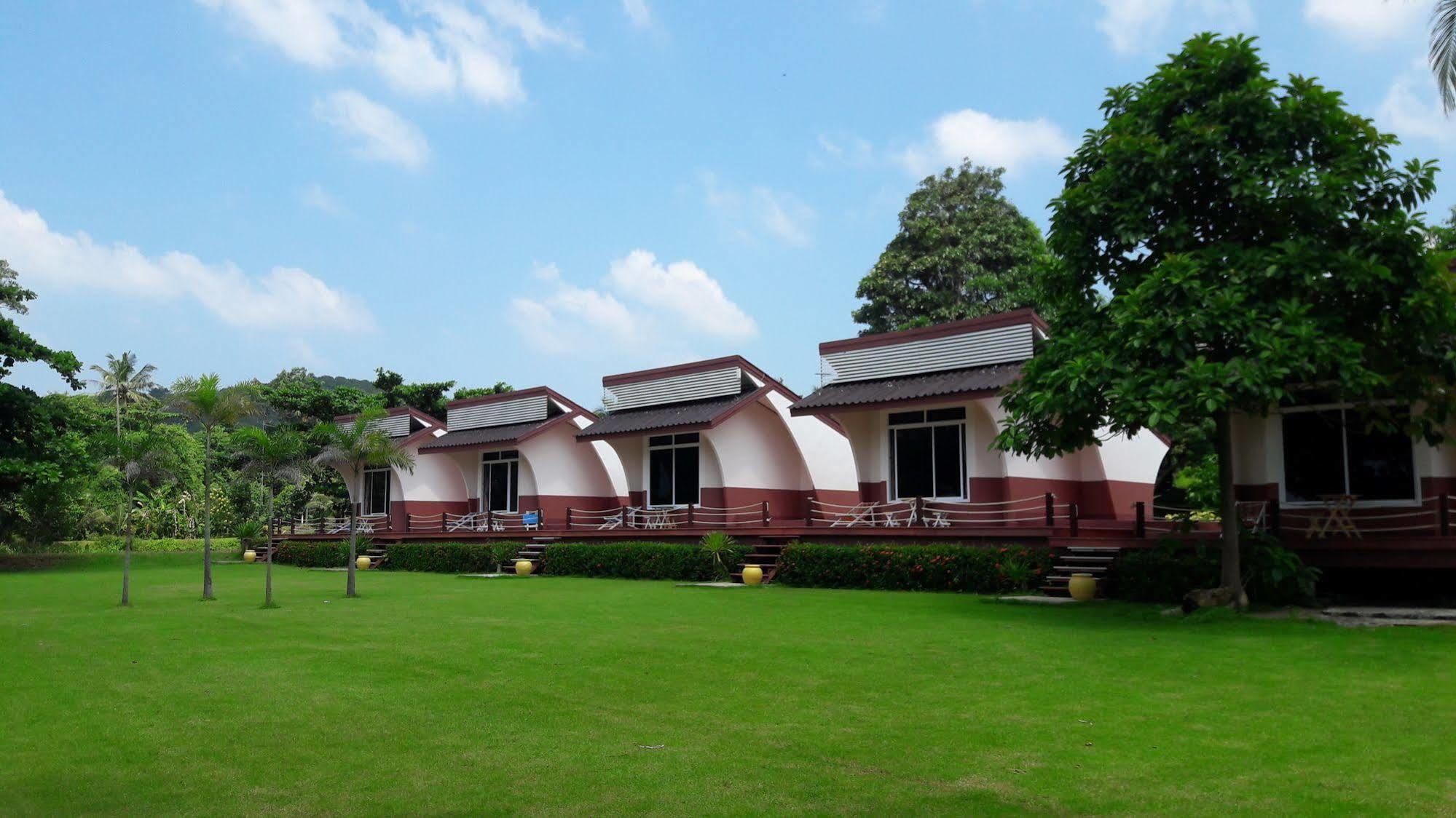 Lomtalay Resort Trat Laem Ngop Екстериор снимка